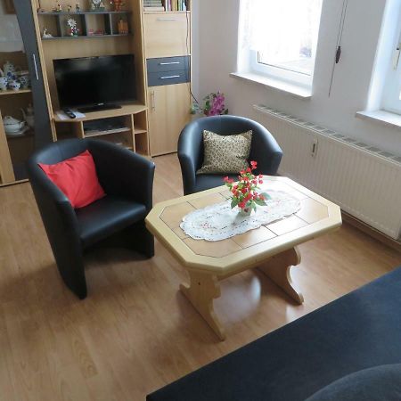 Ferienwohnung Zahn Oelsnitz  Bagian luar foto