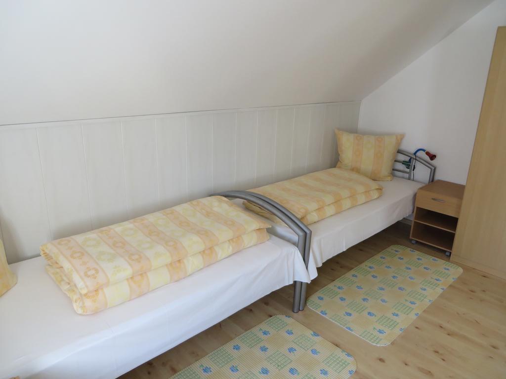 Ferienwohnung Zahn Oelsnitz  Bagian luar foto