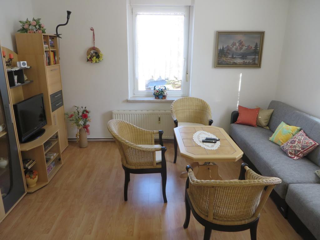 Ferienwohnung Zahn Oelsnitz  Bagian luar foto