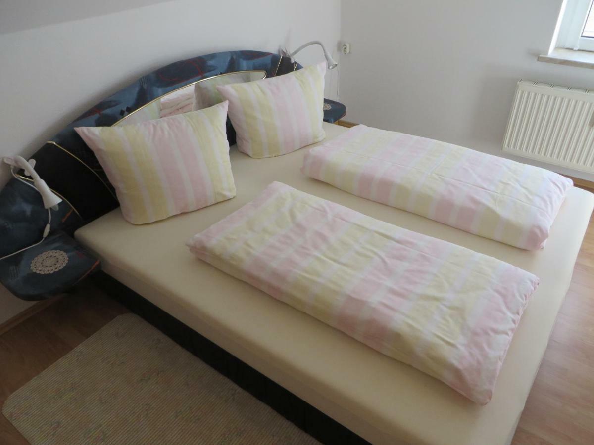 Ferienwohnung Zahn Oelsnitz  Bagian luar foto
